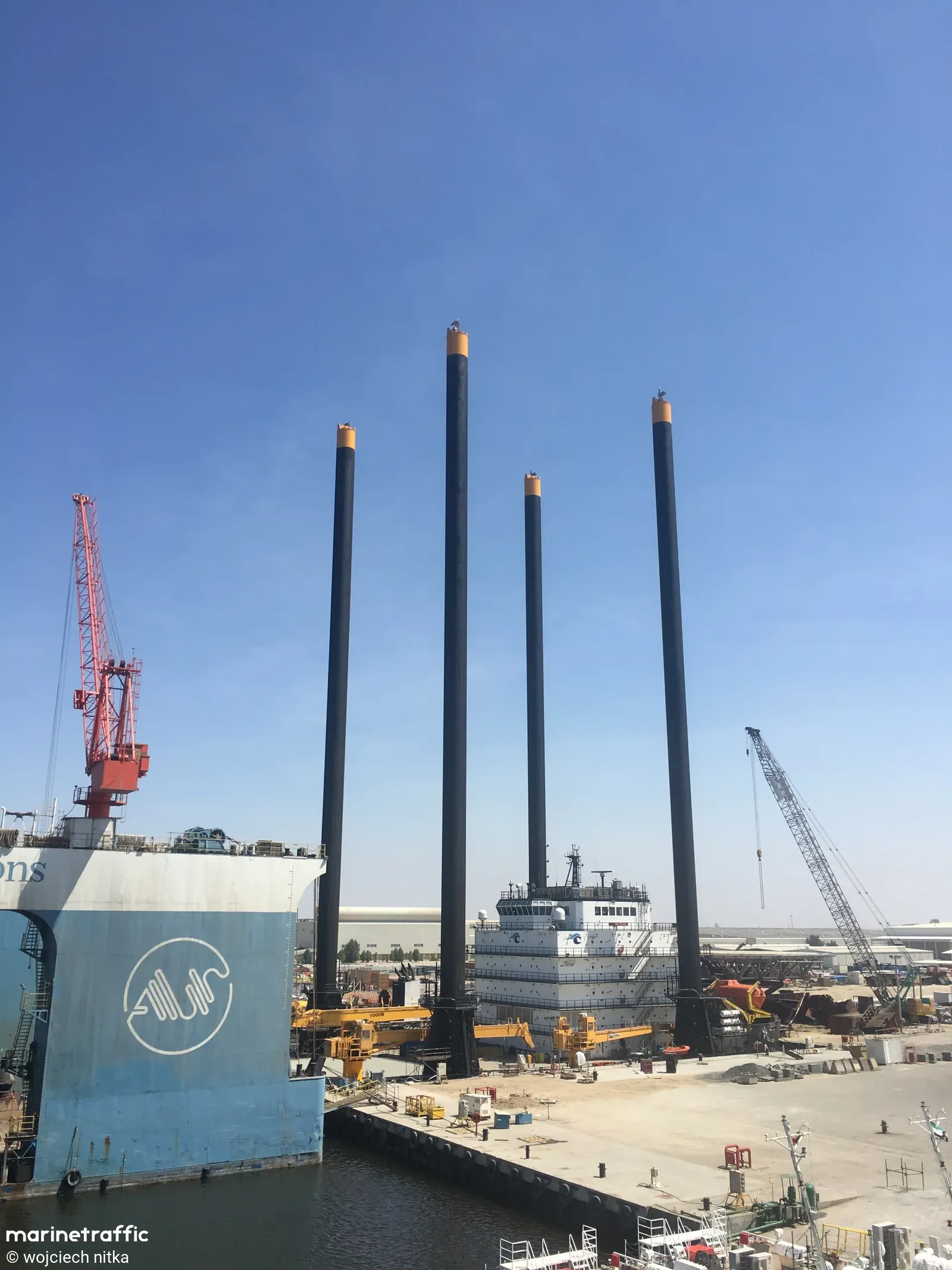 Falcon Pearl - Lift boat