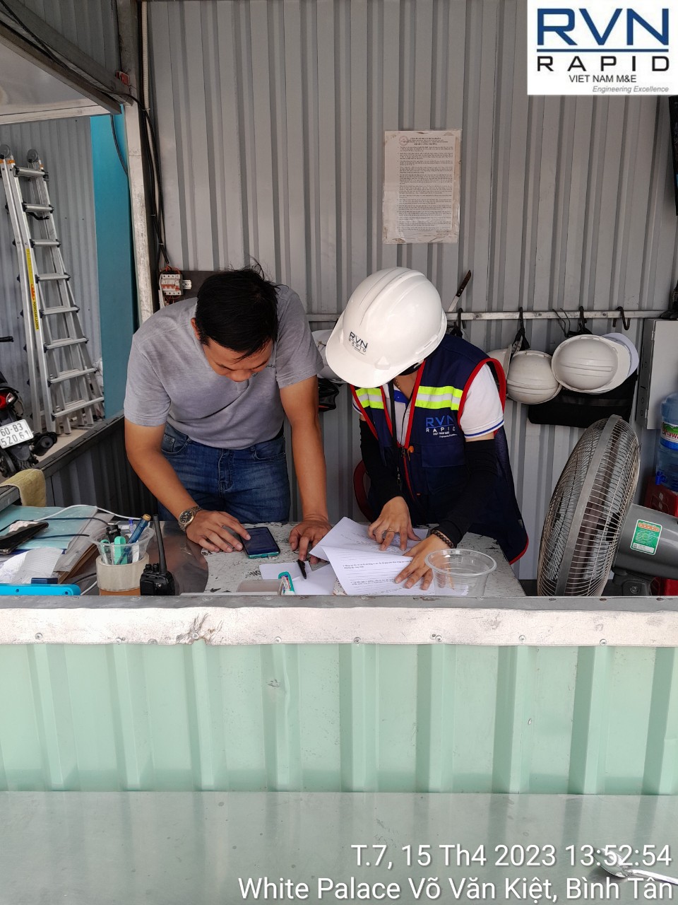 Rapid Vietnam Conducts Its First Toolbox Meeting at White Palace: Demonstrating Professionalism in Construction and System Safety